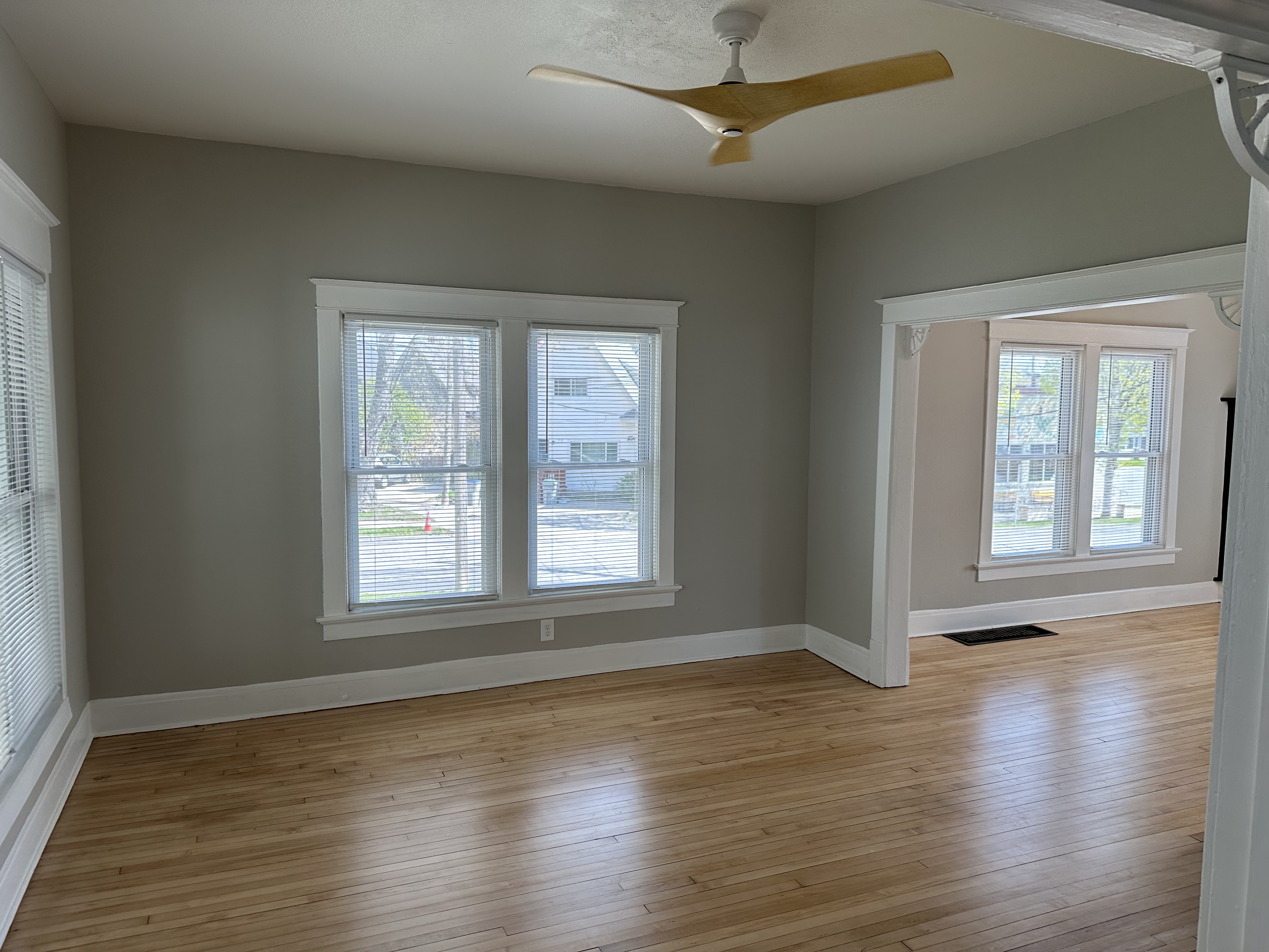 2804 S Clement Ave - Coach House - Rear